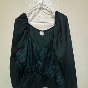 Elegant Green Women's Top size XL